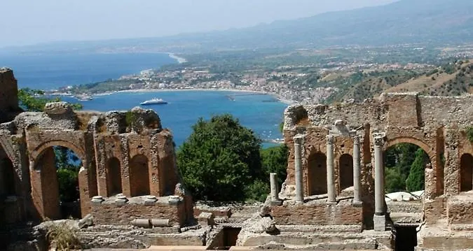 B&B Il Girasole Giardini Naxos 0*,  Italien