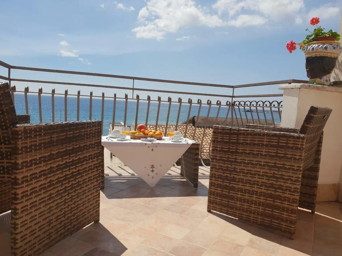 B&B Il Girasole Giardini Naxos