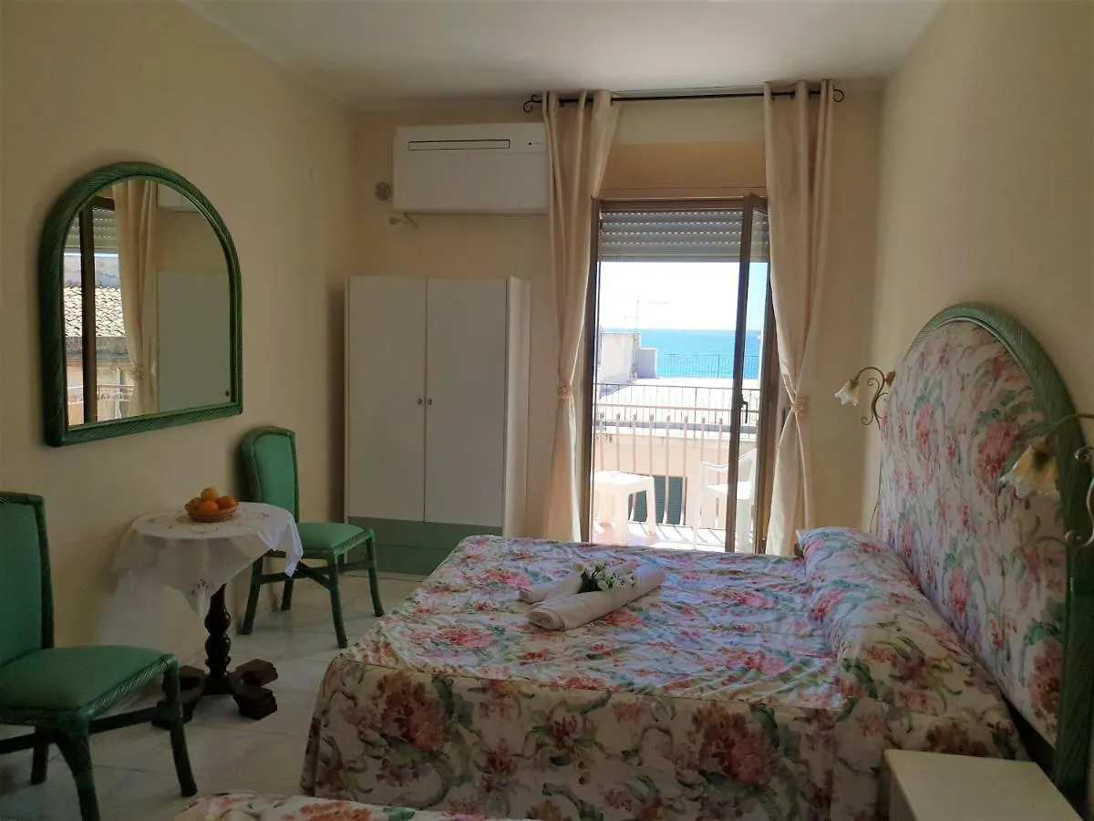 Bed & Breakfast B&B Il Girasole Giardini Naxos